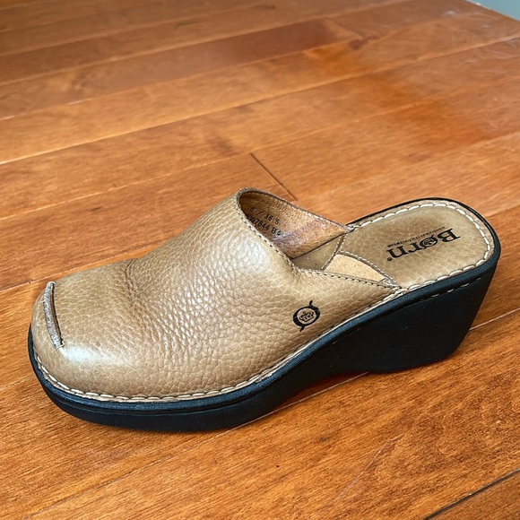 Born Tan Leather Clogs Size 6 - Picture 8 of 9